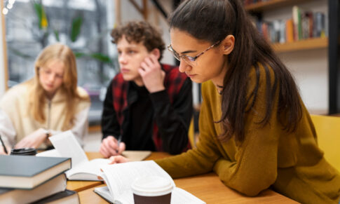 Bibliografia e letture di approfondimento per le schede della sezione “extra”